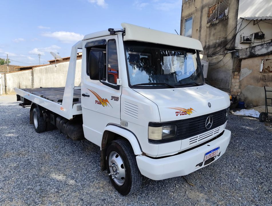 MERCEDES-BENZ 710/ 710 Plus 2p (diesel)
