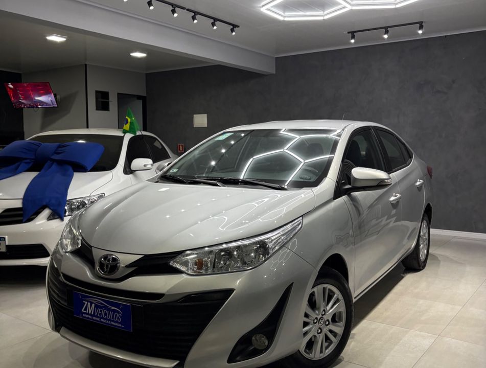 Toyota YARIS XL Sedan 1.5 Flex 16V 4p Mec.