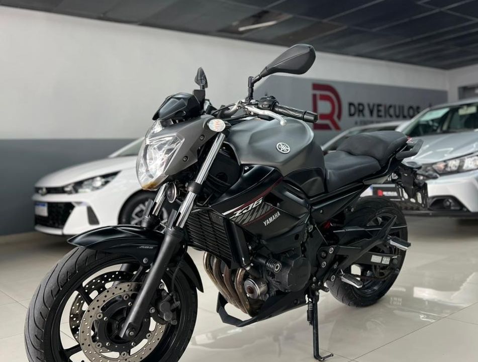 YAMAHA XJ6 N/ABS