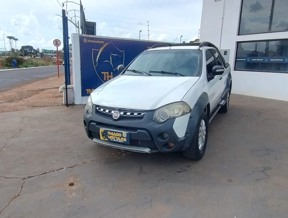 Fiat Strada Adv. M. March. 1.8 Flex 16V CD