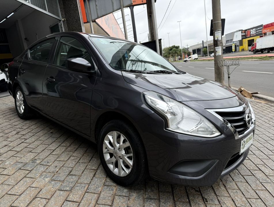 Nissan VERSA S 1.0 12V FlexStart 4p Mec.