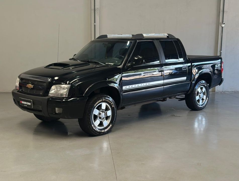 Chevrolet S10 P-Up Tornado 2.8 TDI 4x2/4x4 CD Dies