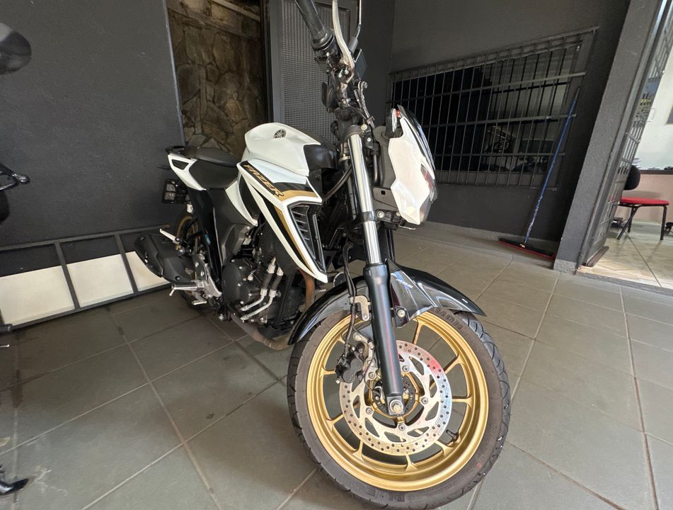 YAMAHA FZ25 250 FAZER CONNECTED