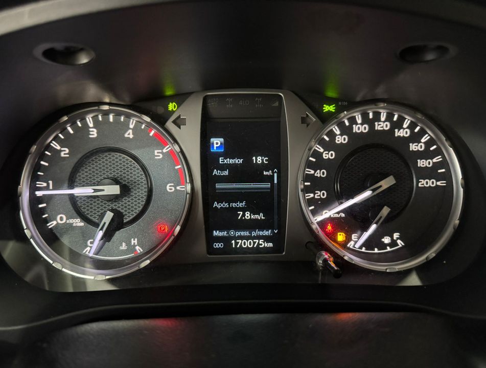 Toyota Hilux CD SRX 4x4 2.8 TDI 16V Diesel Aut.
