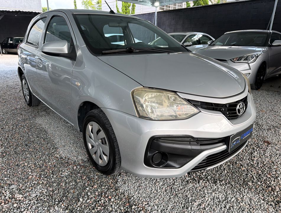 Toyota ETIOS XS 1.5 Flex 16V 5p Mec.