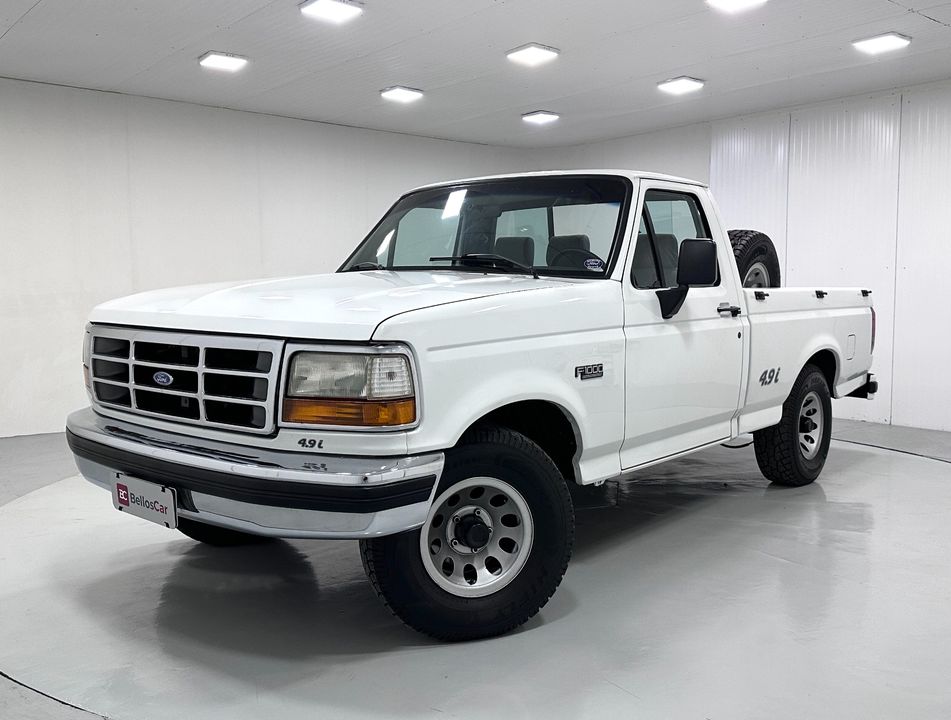 Ford F-1000 XL 4.9i