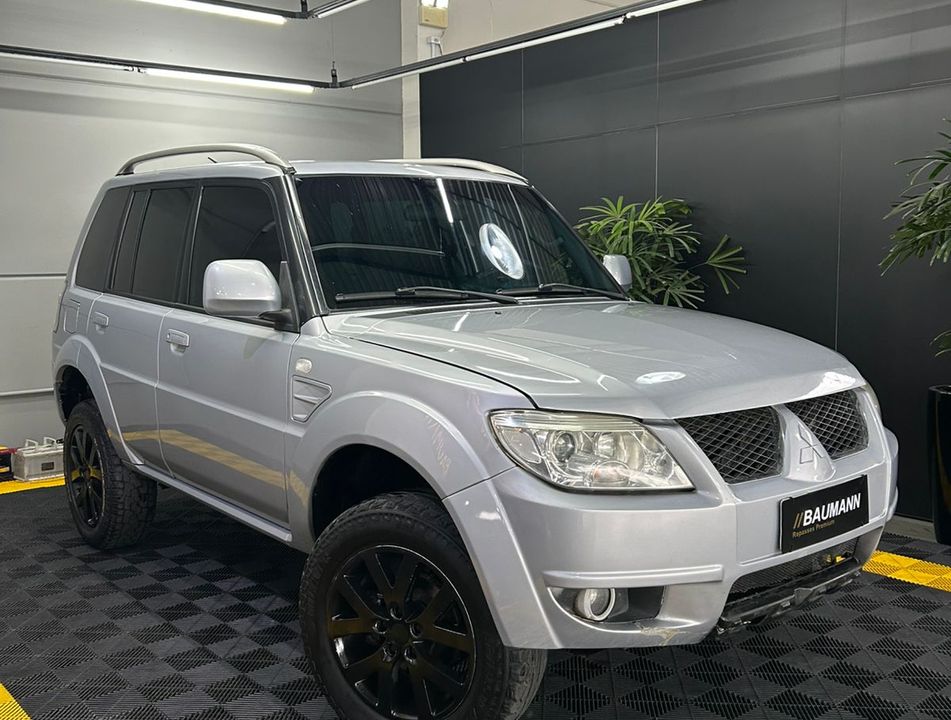 Mitsubishi Pajero TR4 2.0/ 2.0 Flex 16V 4x4 Aut.