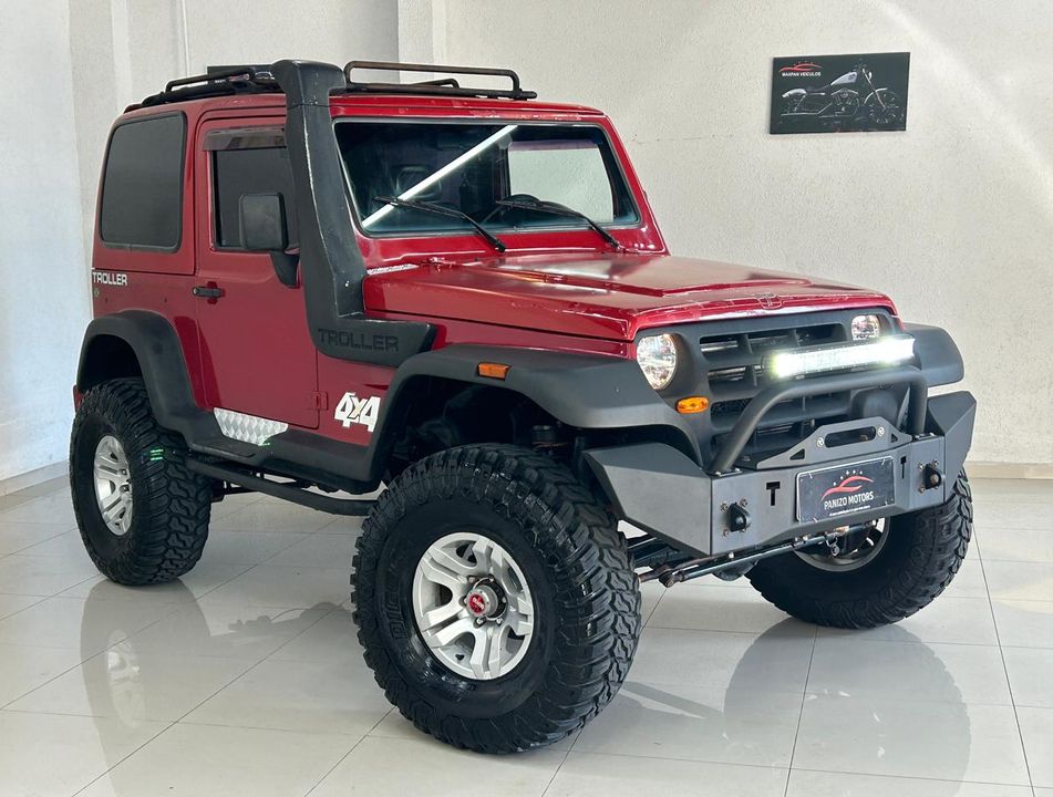 Troller T-4 4x4 3.0 TB Int. Cap. Rígida Diesel