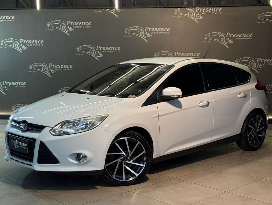 Ford Focus 2.0 16V/SE/SE Plus Flex 5p Aut.