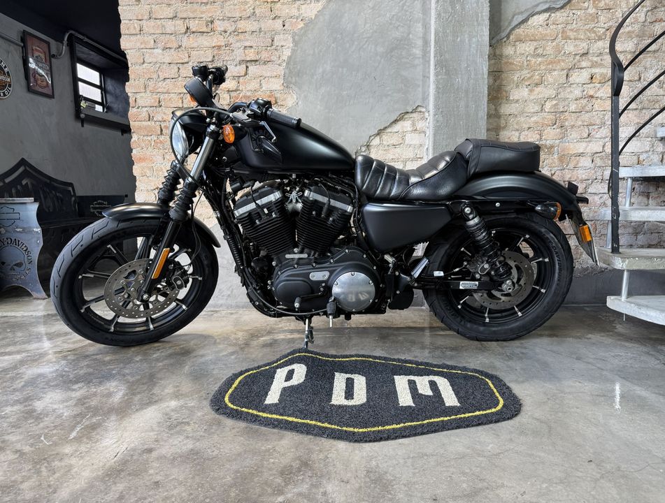 Harley XL 883N IRON