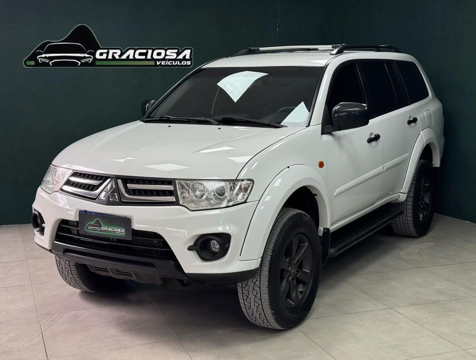 Mitsubishi Pajero DAKAR 3.2 4x4 T.I. Dies. 5p Aut.