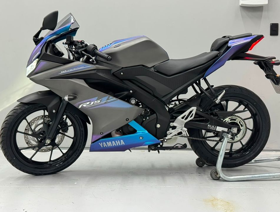 YAMAHA YZF R-15 155 ABS