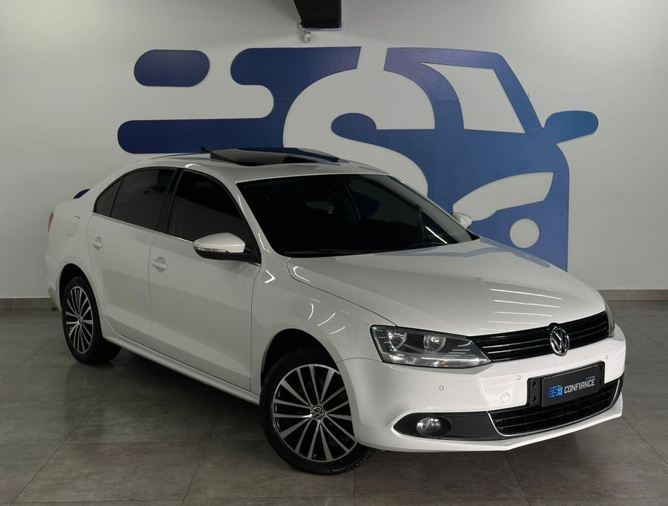 VolksWagen JETTA Highline 2.0 TSI 16V 4p Tiptronic