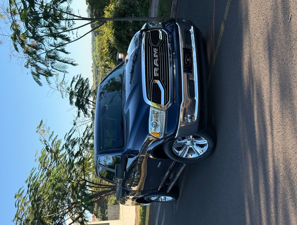 RAM CLASSIC LARAMIE 5.7 CD V8 4X4 Aut.