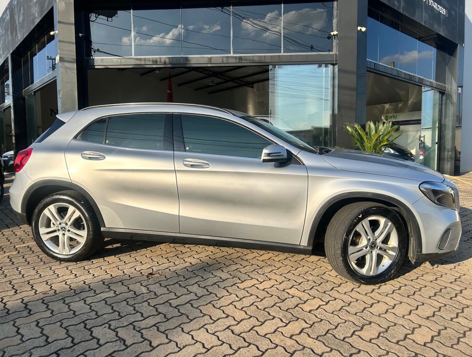 Mercedes GLA 200 Style 1.6 TB 16V/Flex Aut.