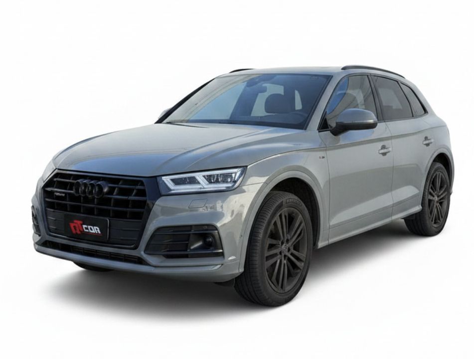 Audi Q5 Black 2.0 TFSI Quattro S tronic