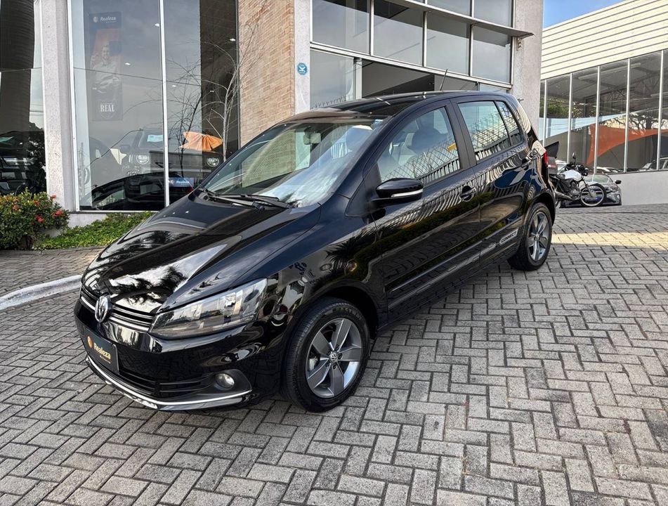 VolksWagen Fox Connect 1.6 Flex 8V 5p