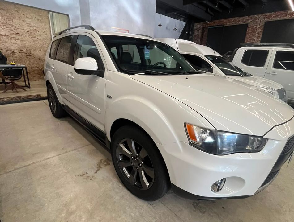 Mitsubishi OUTLANDER 3.0/ GT 3.0 V6 Aut.