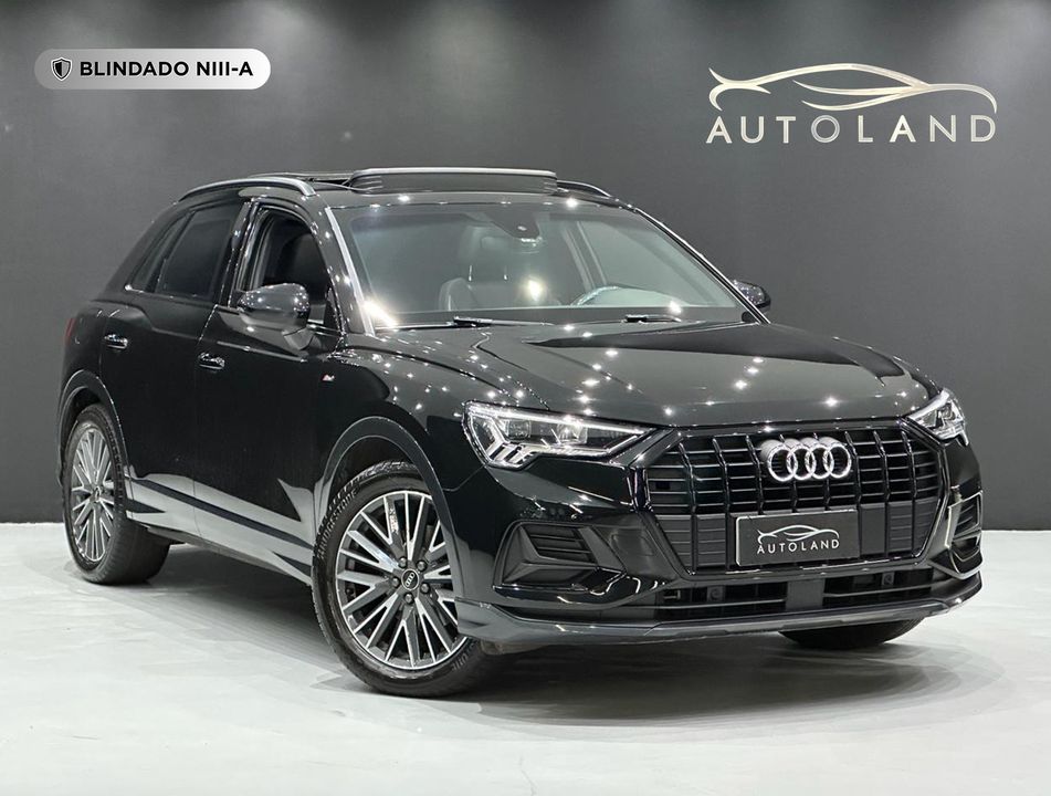 Audi Q3 Black Ed. 1.4 TFSI Flex/Black S-tron.