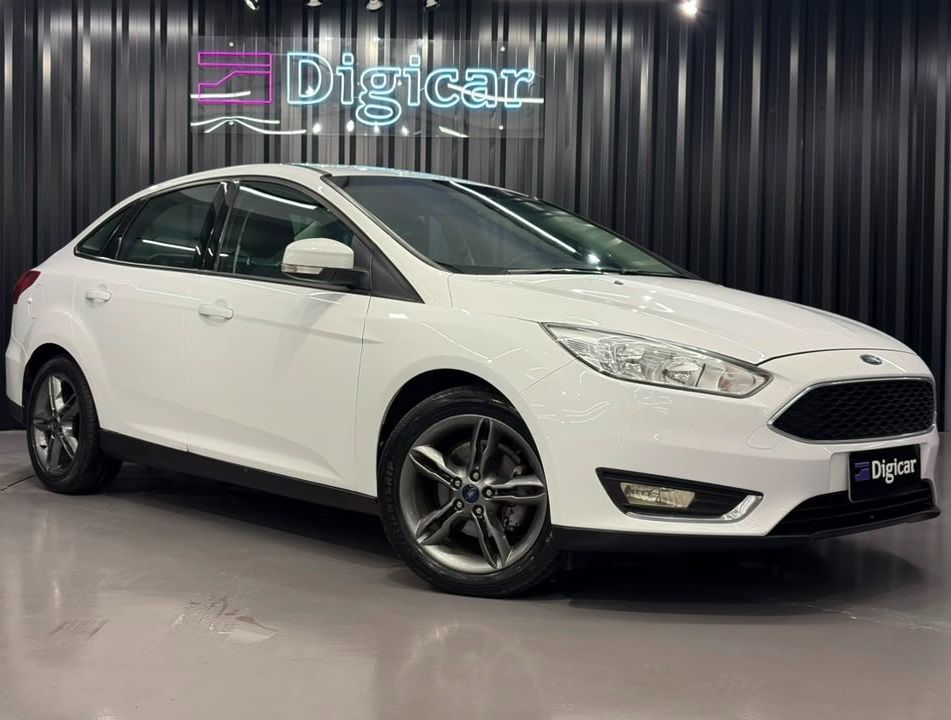 Ford Focus 2.0 16V/SE/SE Plus Flex 5p Aut.