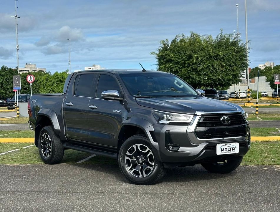 Toyota Hilux CD SRX 4x4 2.8 TDI 16V Diesel Aut.