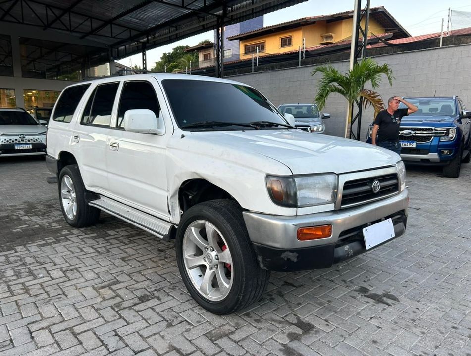 Toyota Hilux SW4 4x4 3.0 8V TB Diesel