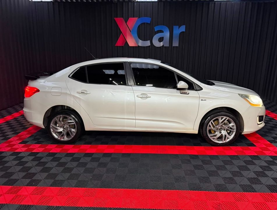 Citroën C4 LOUNGE Exclusive 1.6 Turbo Flex Aut.