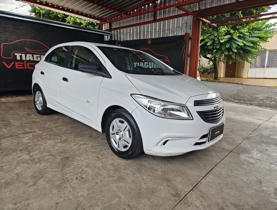 Chevrolet ONIX HATCH Joy 1.0 8V Flex 5p Mec.