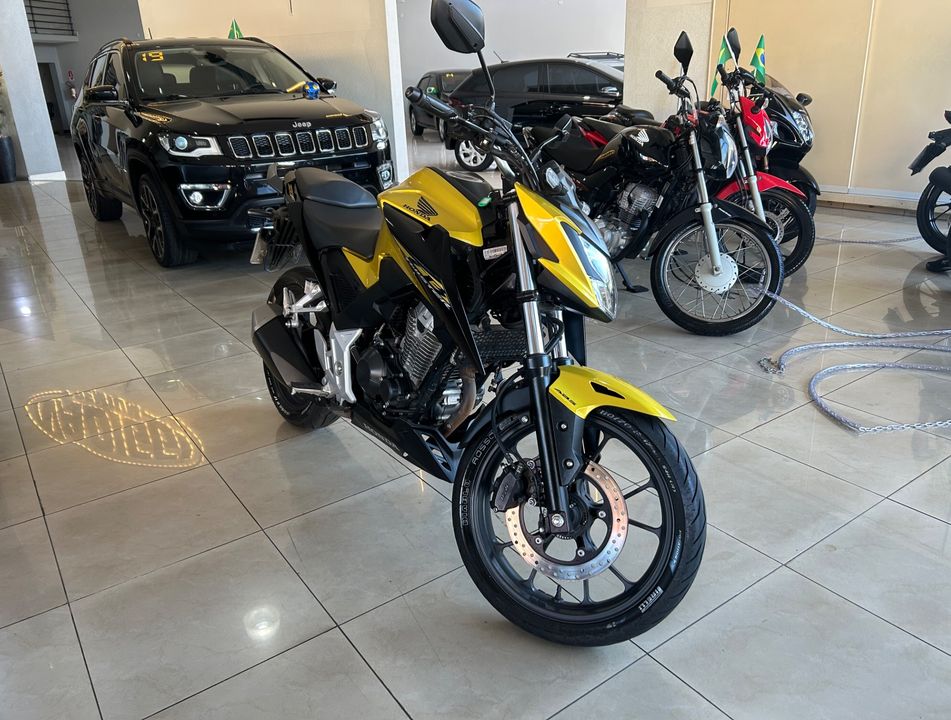 HONDA CB 300F Twister Flex