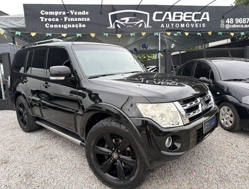 Mitsubishi Pajero HPE Full 3.2 4x4 T.I.Dies. 5p Aut