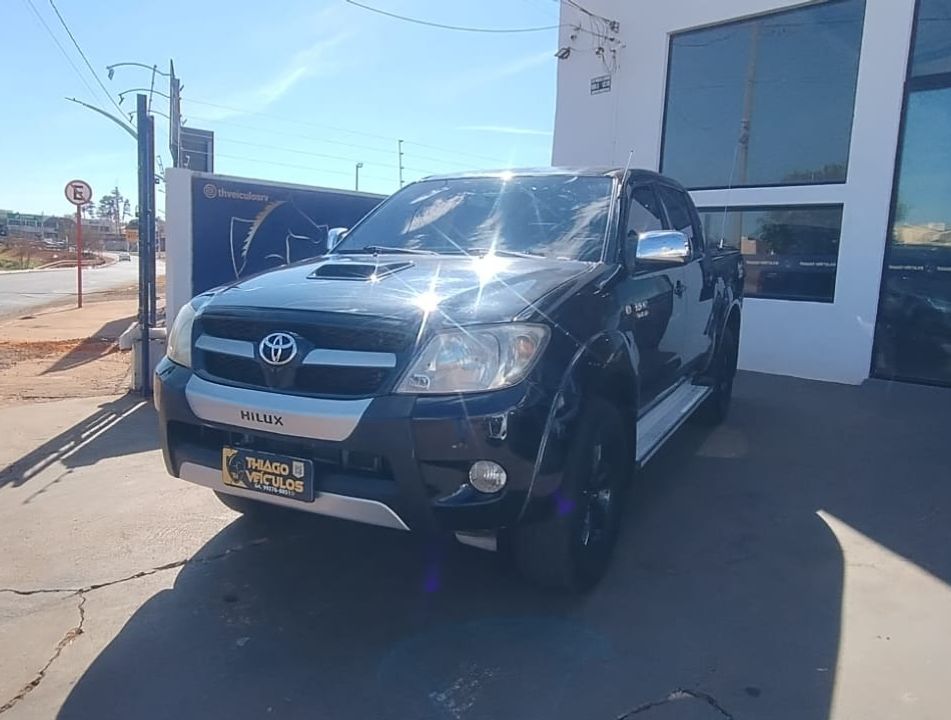 Toyota Hilux CD SRV D4-D 4x4 3.0 TDI Diesel Aut