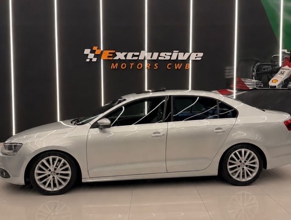 VolksWagen JETTA Highline 2.0 TSI 16V 4p Tiptronic