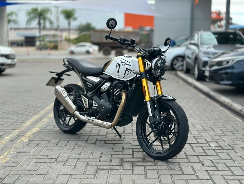 TRIUMPH SPEED 400