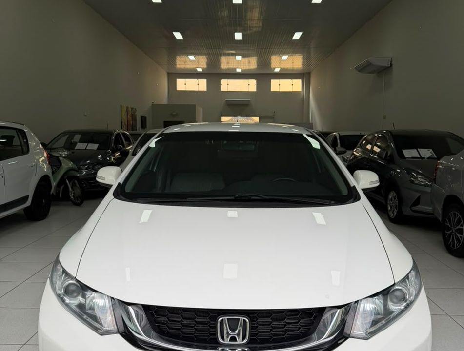 Honda Civic Sedan LXR 2.0 Flexone 16V Aut. 4p
