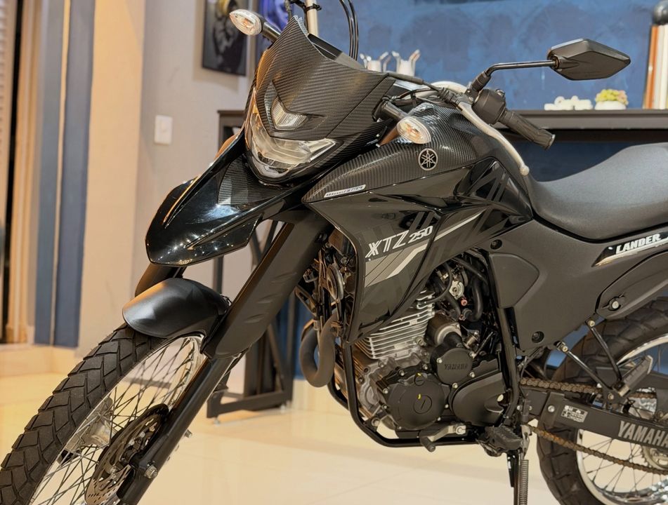 YAMAHA XTZ 250 LANDER 249cc/LANDER BLUEFLEX/ABS