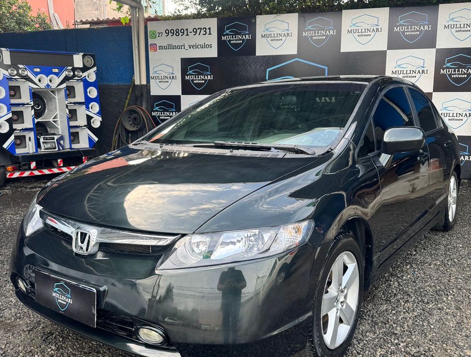Honda Civic Sedan LXS 1.8/1.8 Flex 16V Mec. 4p