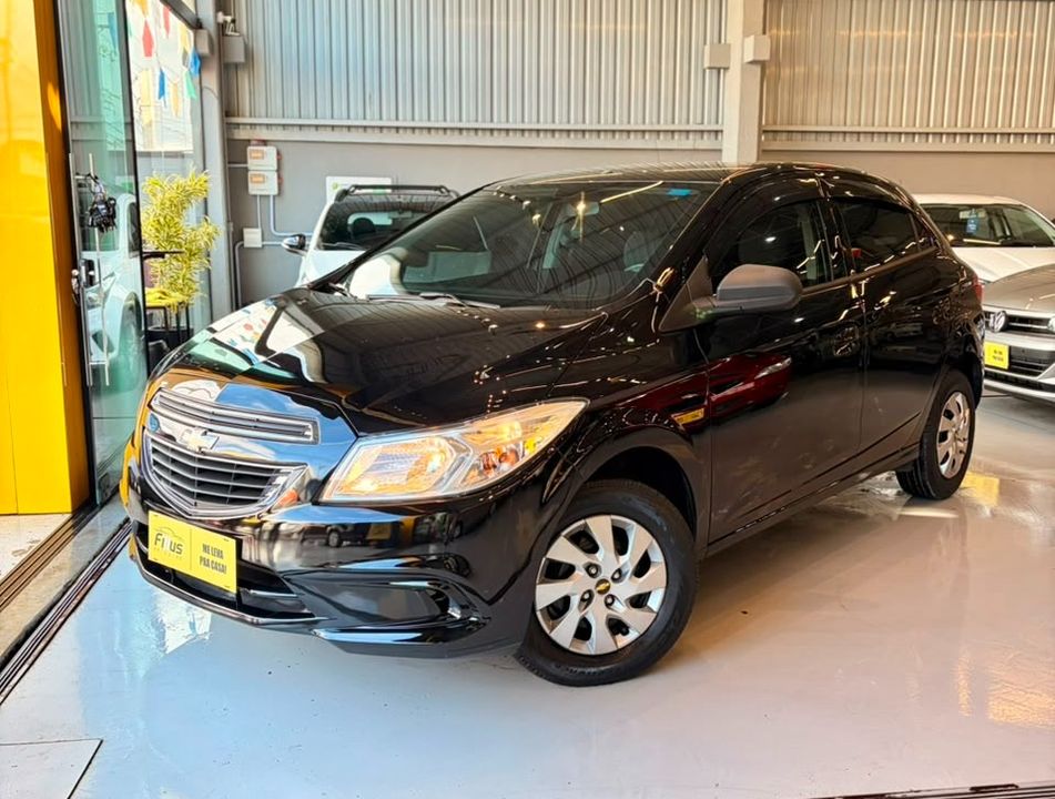 Chevrolet ONIX HATCH LT 1.0 8V FlexPower 5p Mec.
