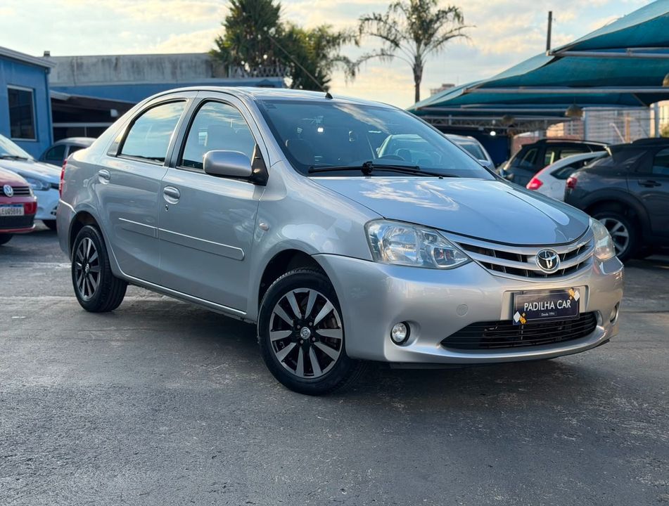 Toyota ETIOS XS Sedan1.5 Flex 16V 4p Mec.