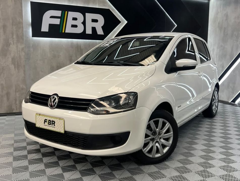 VolksWagen Fox 1.6 Mi Total Flex 8V 5p