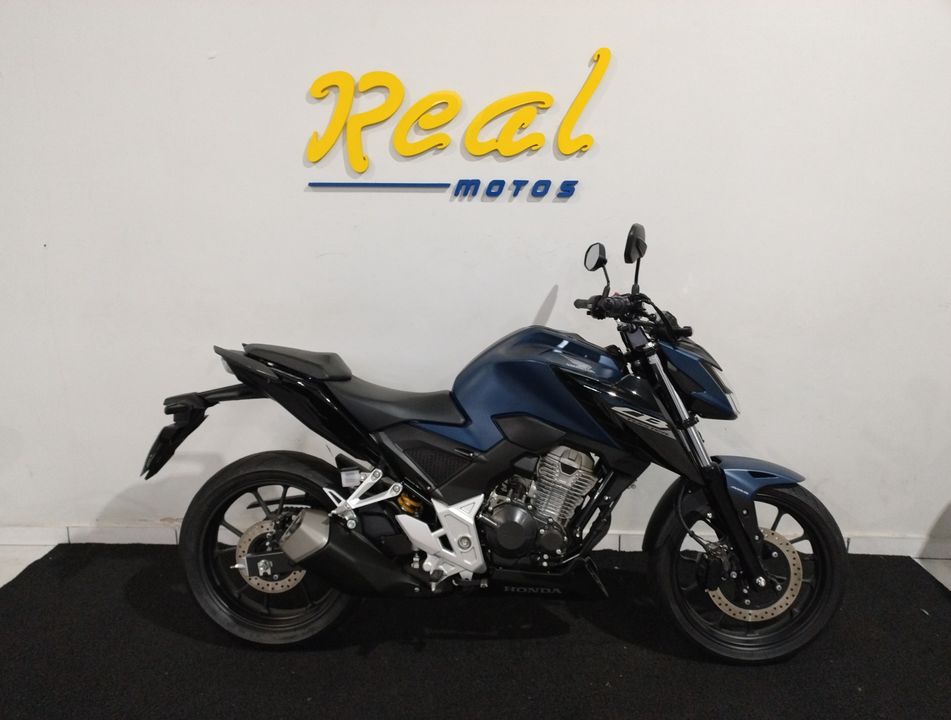 HONDA CB 300F Twister Flex