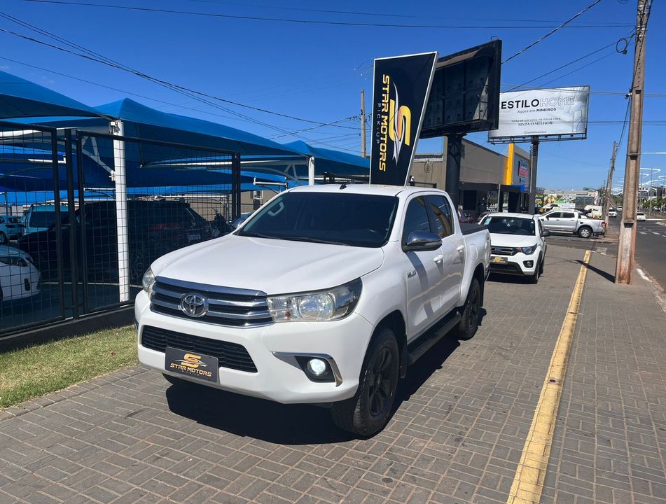 Toyota Hilux CD SRV 4x4 2.8 TDI Diesel Aut.