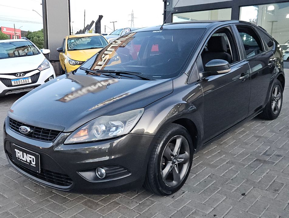 Ford Focus 1.6 S/SE/SE Plus Flex 8V/16V  5p