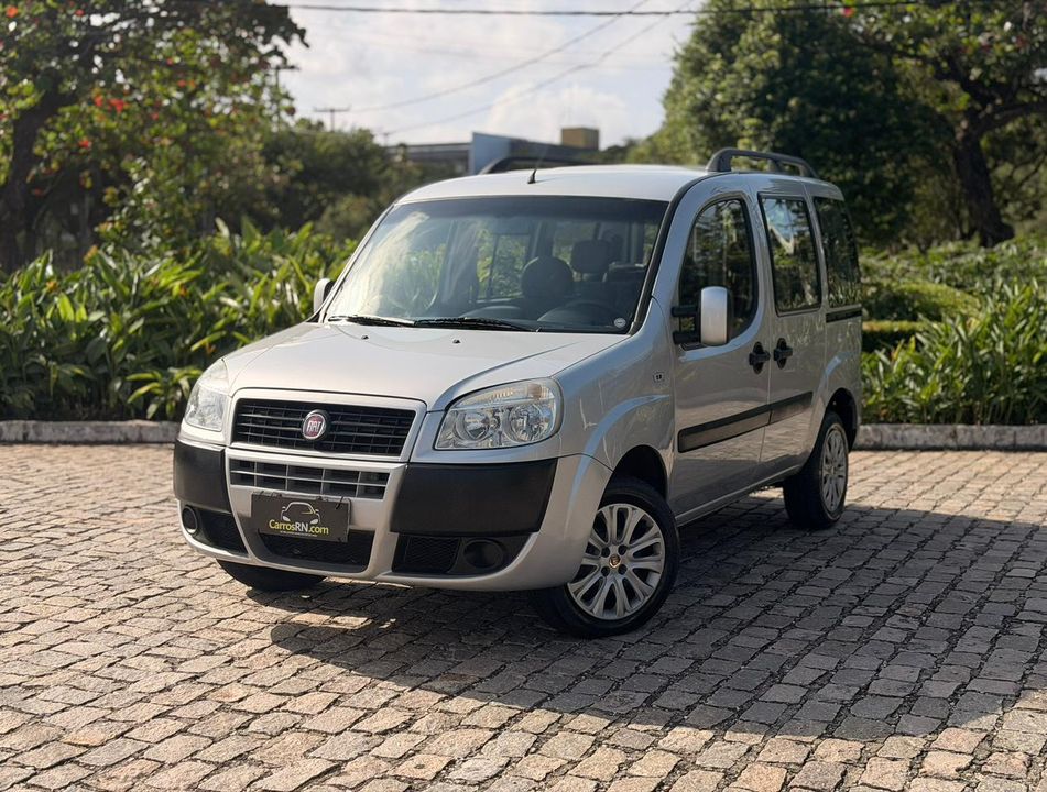 Fiat Doblo ESSENCE 1.8 Flex 16V 5p