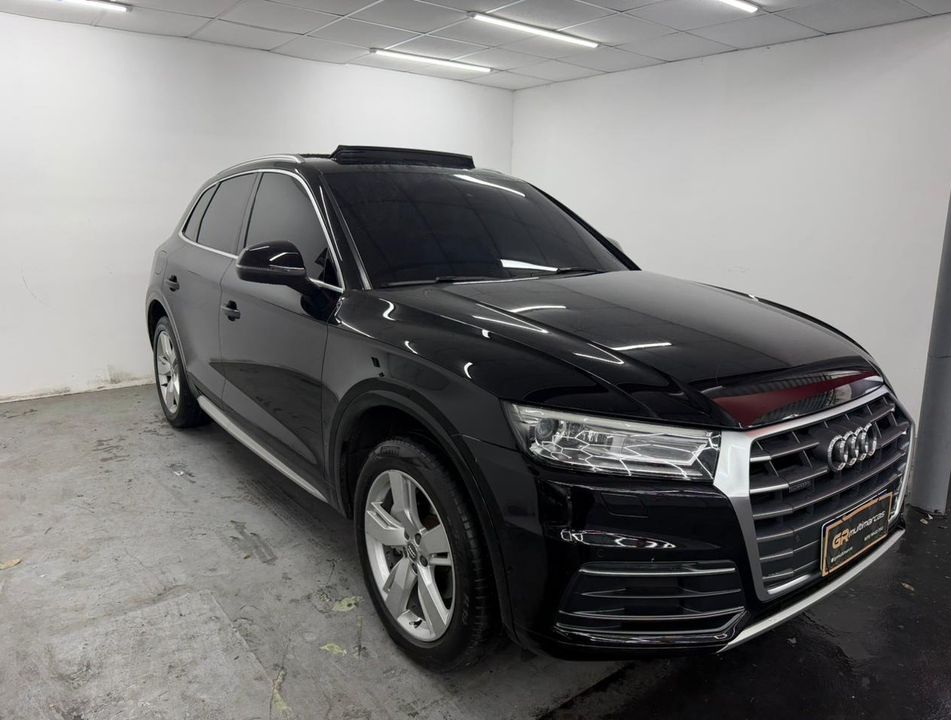 Audi Q5 Ambiente 2.0 TFSI Quattro S tronic