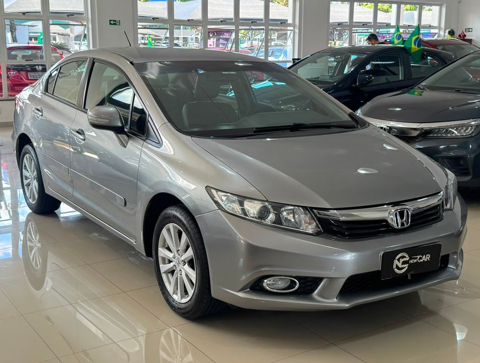 Honda Civic Sedan LXR 2.0 Flexone 16V Aut. 4p