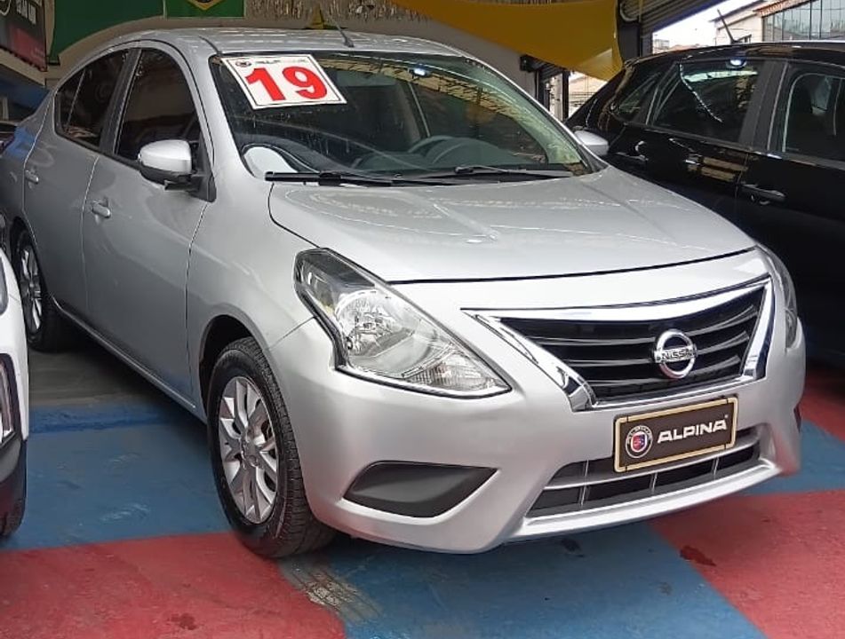 Nissan VERSA SV 1.6 16V FlexStart 4p Aut.