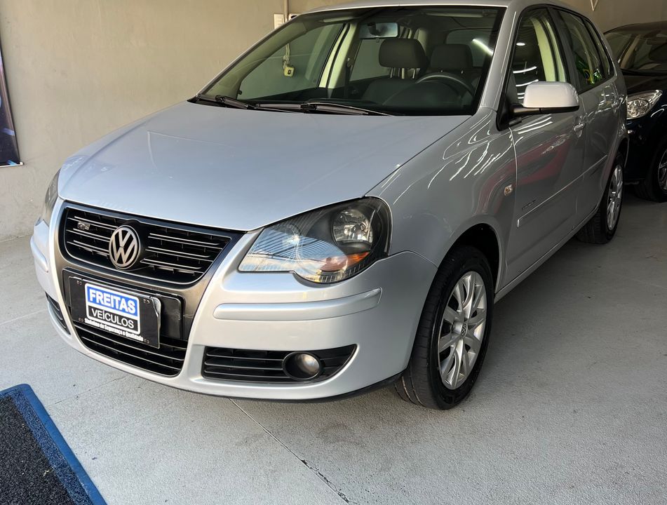 VolksWagen Polo SPORTLINE 1.6 Mi Total Flex 8V 5p