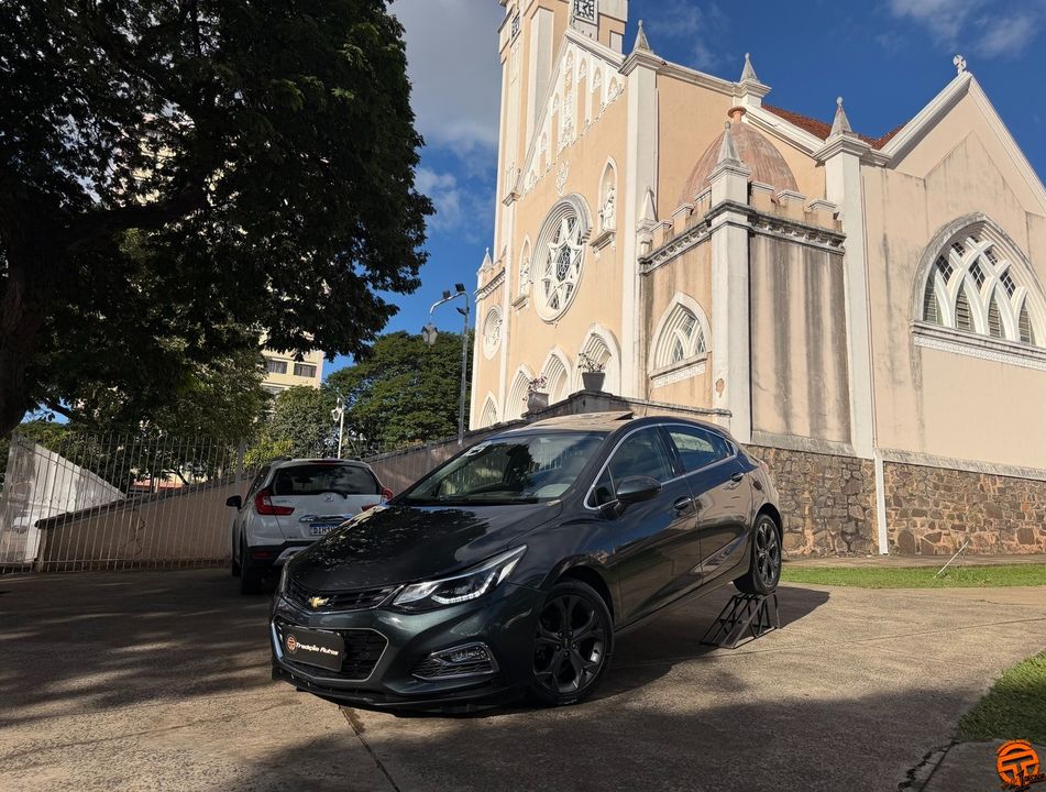 Chevrolet CRUZE Sport LTZ 1.4 16V TB Flex 5p Aut.