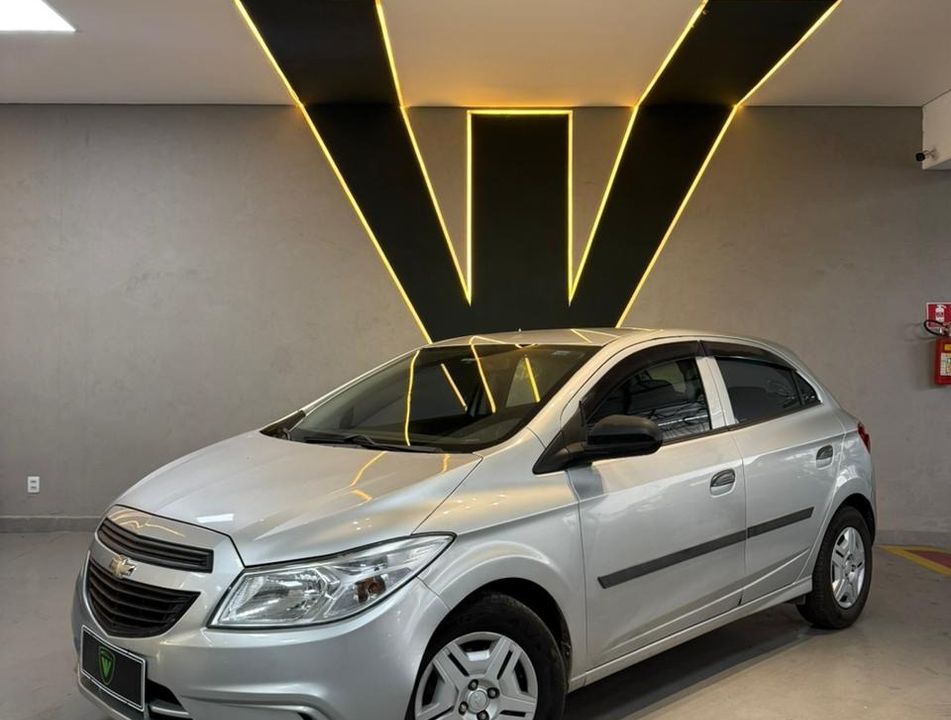 Chevrolet ONIX HATCH Joy 1.0 8V Flex 5p Mec.