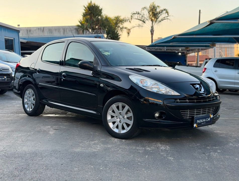 Peugeot 207 Sedan Passion XS 1.6 Flex 16V 4p